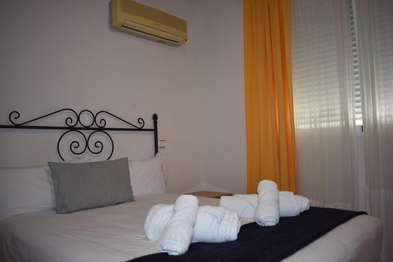 Hotel El Ancla Villanueva de la Cañada Kamer foto